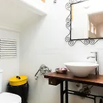 La Gardenia : 4br With Private Garden Vila *