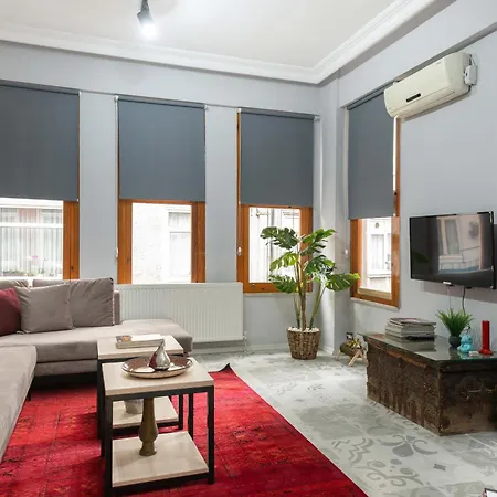 فيلة La Gardenia : 4br With Private Garden اسطنبول