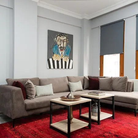 La Gardenia : 4br With Private Garden فيلة اسطنبول